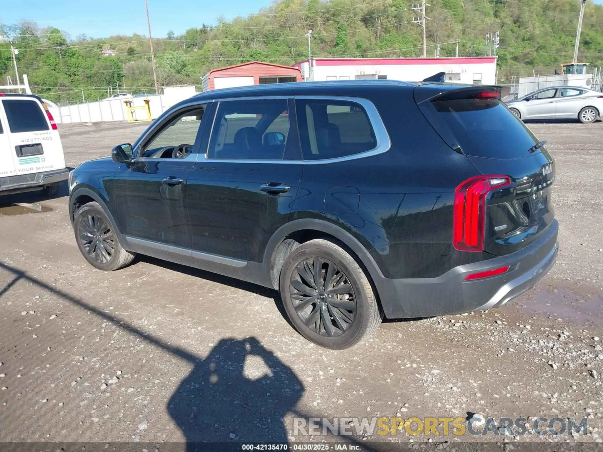 3 Photograph of a damaged car 5XYP5DHC1NG285427 KIA TELLURIDE 2022