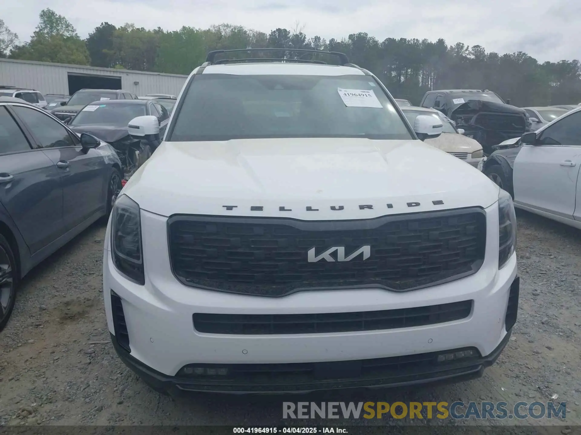 12 Photograph of a damaged car 5XYP5DHC1NG318216 KIA TELLURIDE 2022