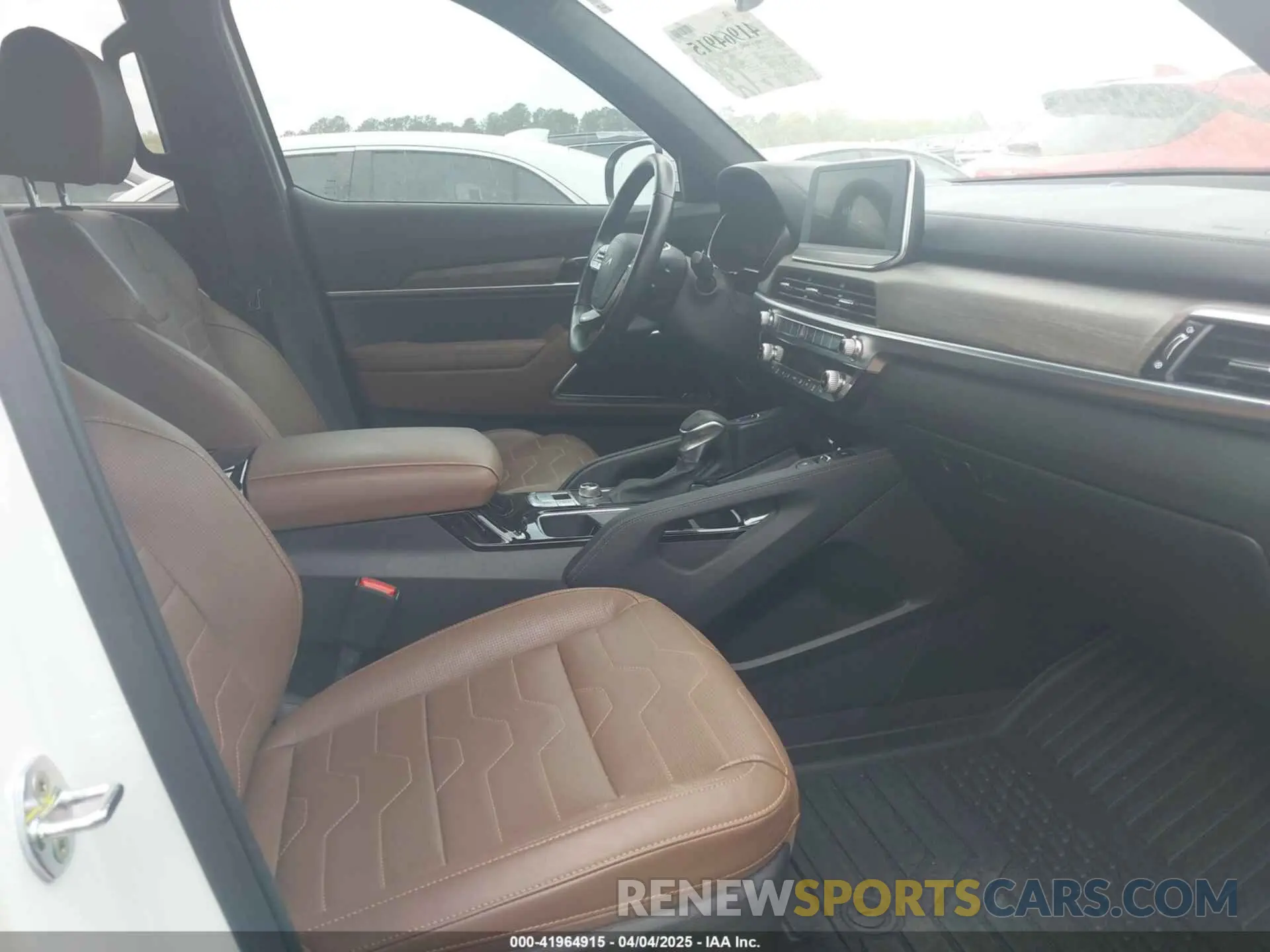 5 Photograph of a damaged car 5XYP5DHC1NG318216 KIA TELLURIDE 2022