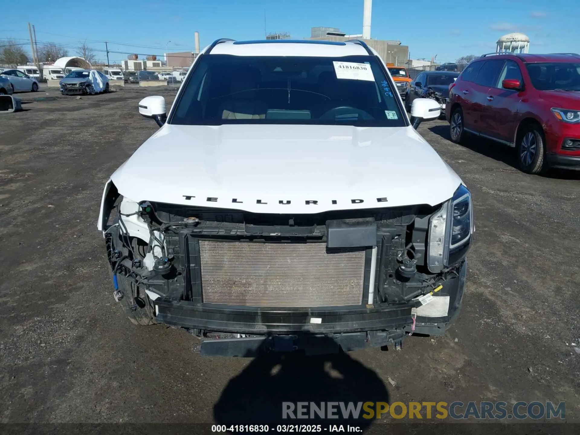 13 Photograph of a damaged car 5XYP5DHC2NG299501 KIA TELLURIDE 2022
