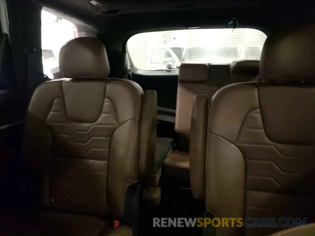 10 Photograph of a damaged car 5XYP5DHC3NG290774 KIA TELLURIDE 2022