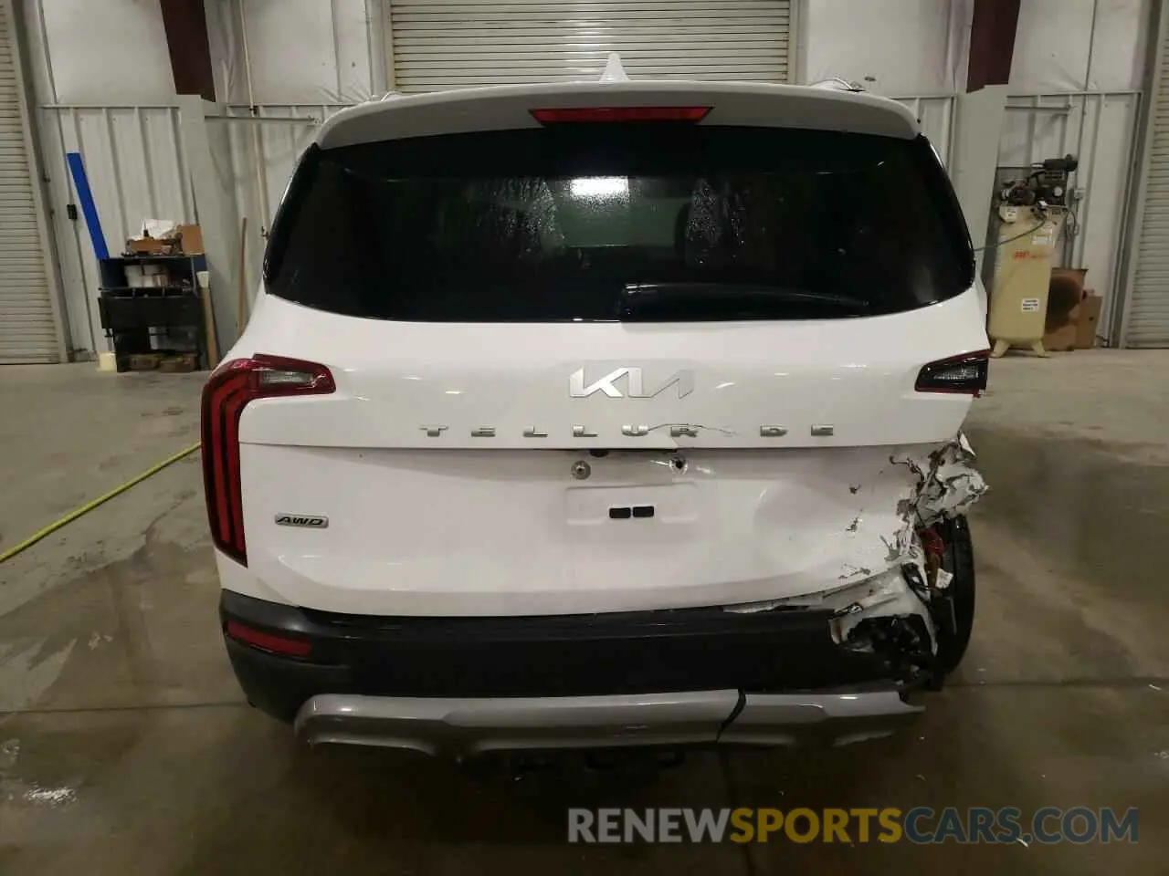 6 Photograph of a damaged car 5XYP5DHC3NG290774 KIA TELLURIDE 2022