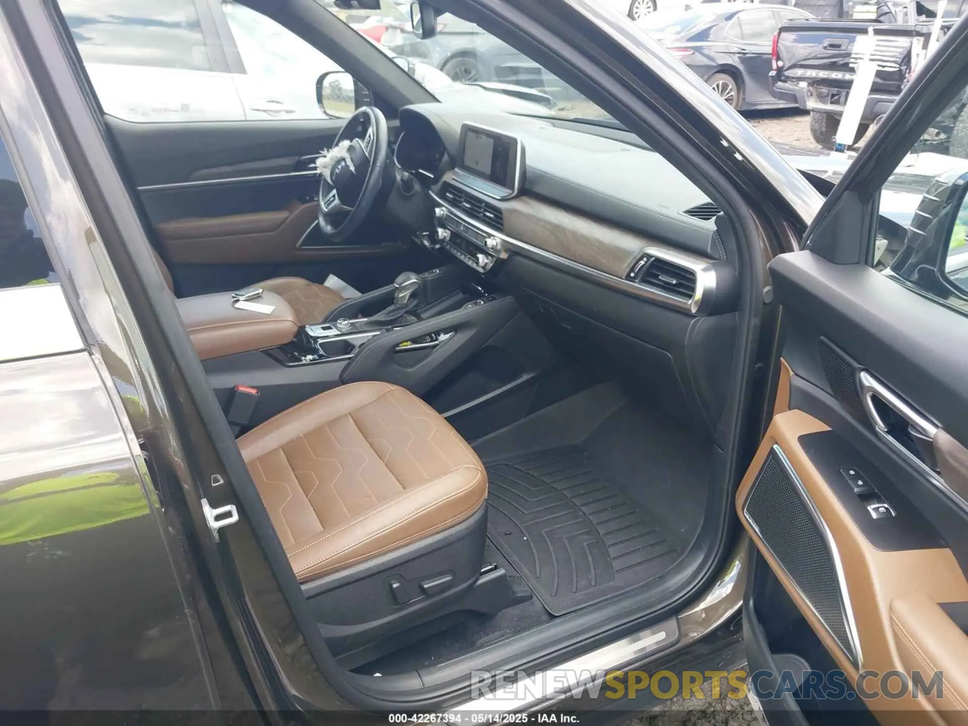 5 Photograph of a damaged car 5XYP5DHC3NG306763 KIA TELLURIDE 2022