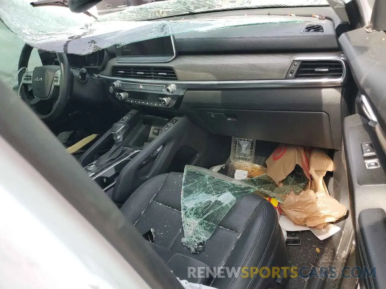 8 Photograph of a damaged car 5XYP5DHC4NG197102 KIA TELLURIDE 2022