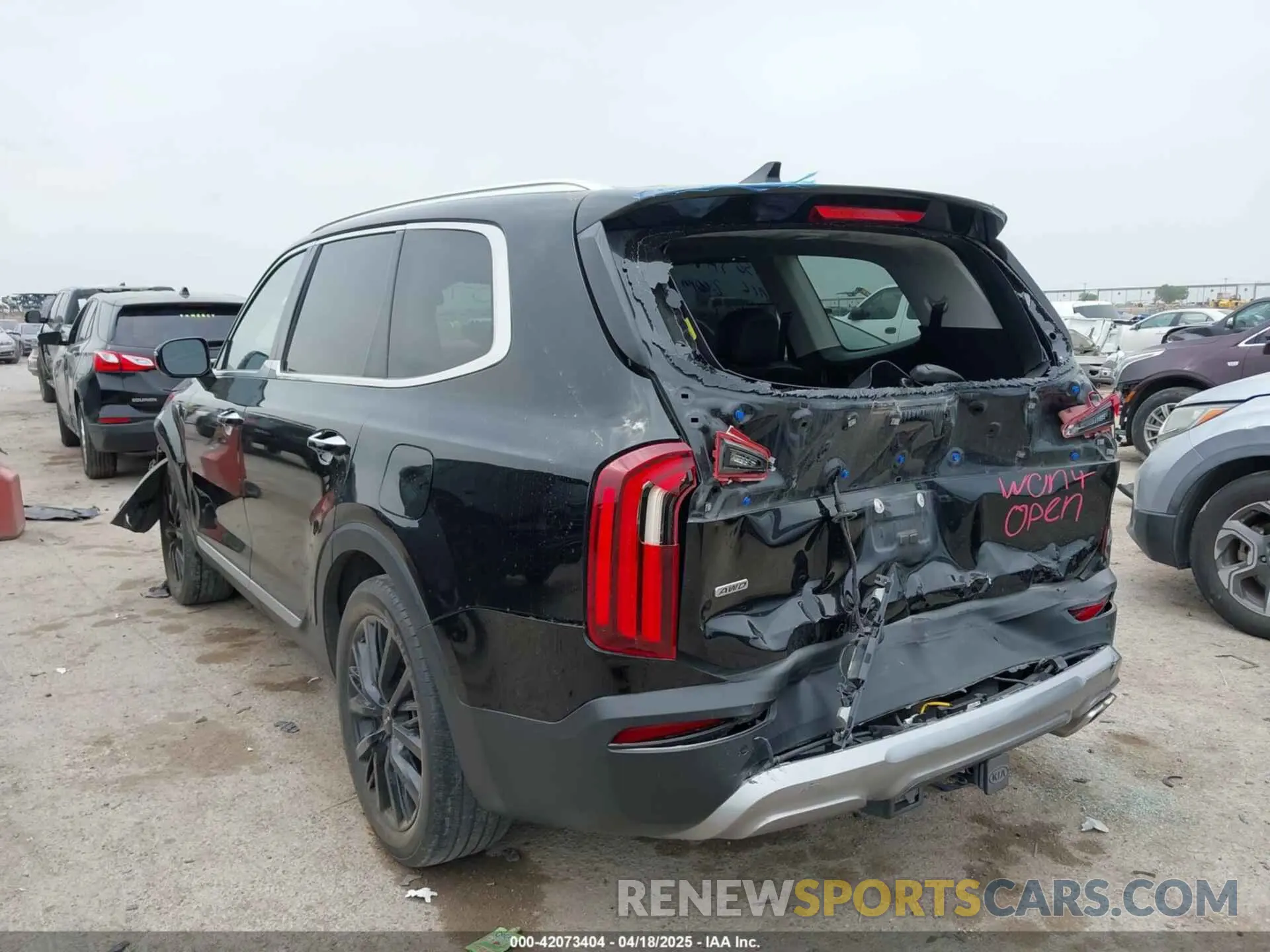 3 Photograph of a damaged car 5XYP5DHC4NG249036 KIA TELLURIDE 2022