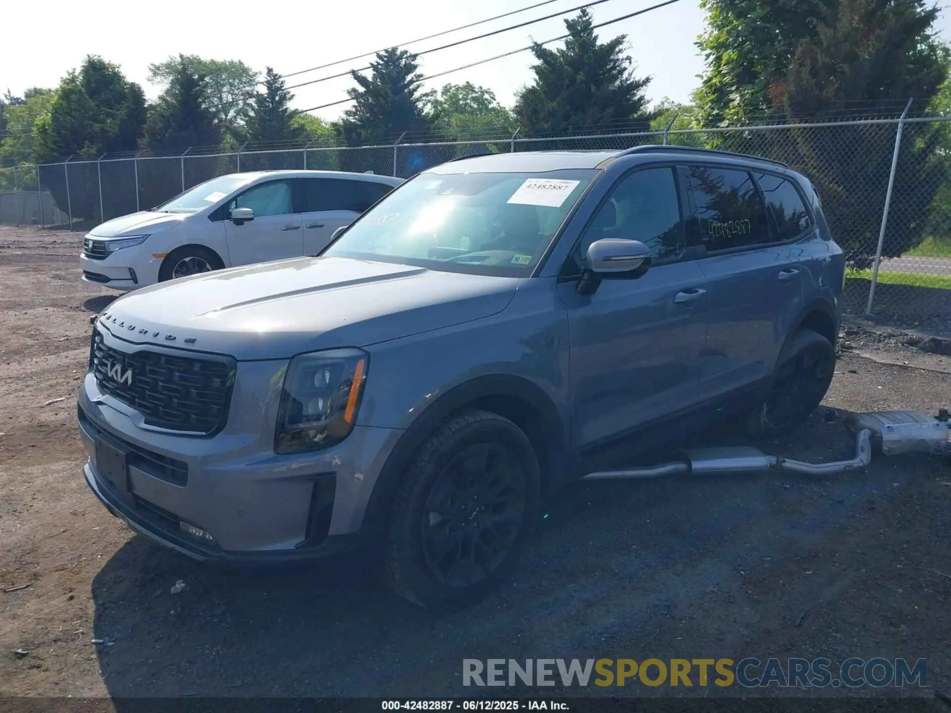 2 Photograph of a damaged car 5XYP5DHC6NG267070 KIA TELLURIDE 2022