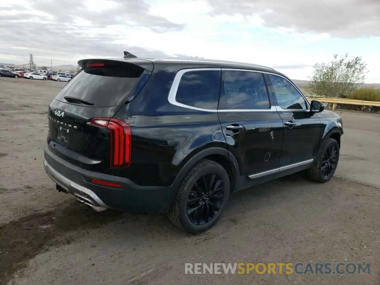 3 Photograph of a damaged car 5XYP5DHC6NG293328 KIA TELLURIDE 2022