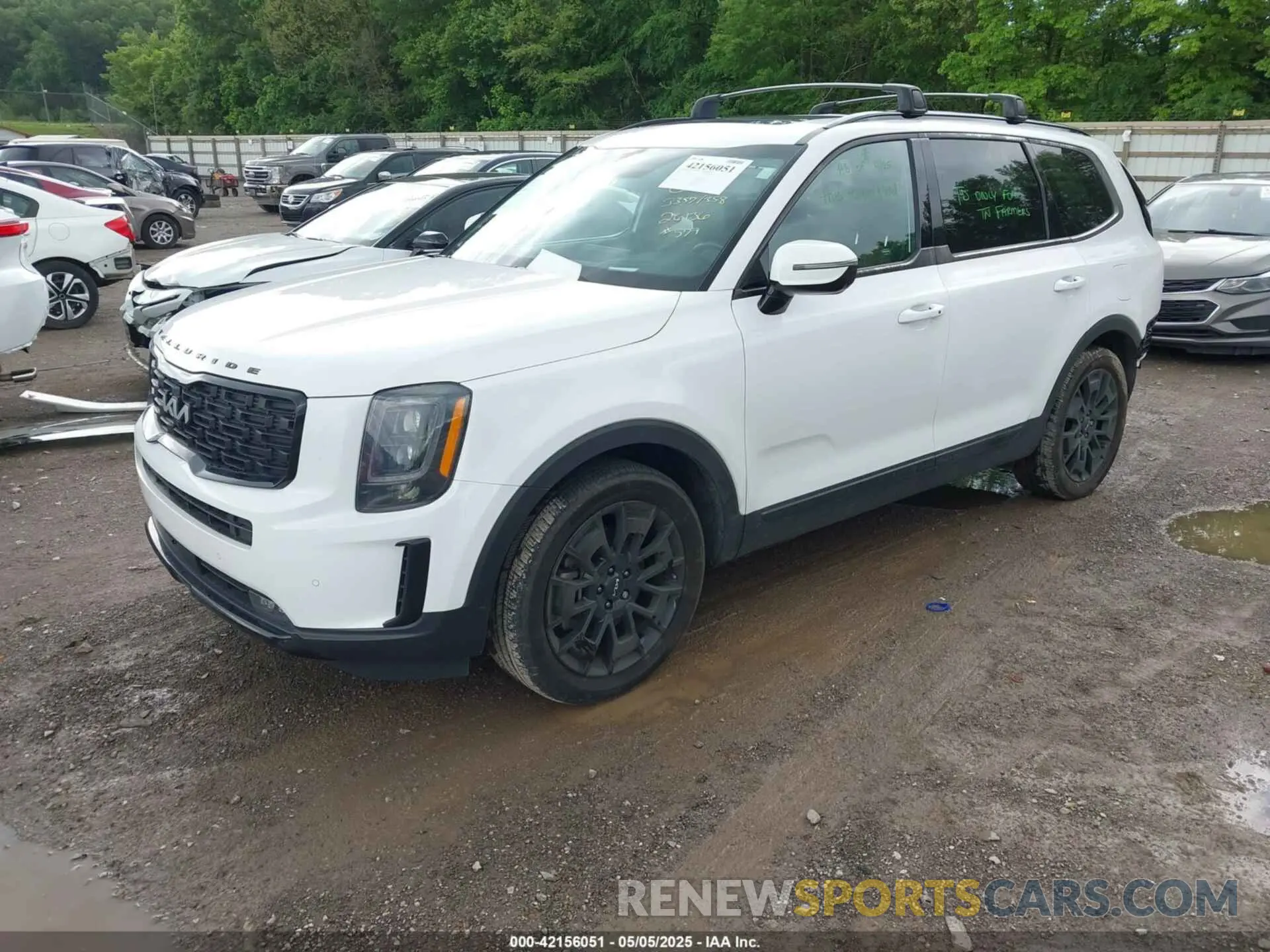 2 Photograph of a damaged car 5XYP5DHC7NG226138 KIA TELLURIDE 2022