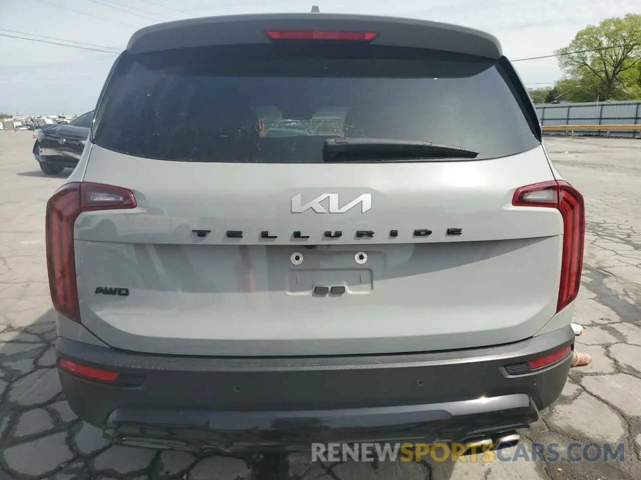 6 Photograph of a damaged car 5XYP5DHC9NG193403 KIA TELLURIDE 2022