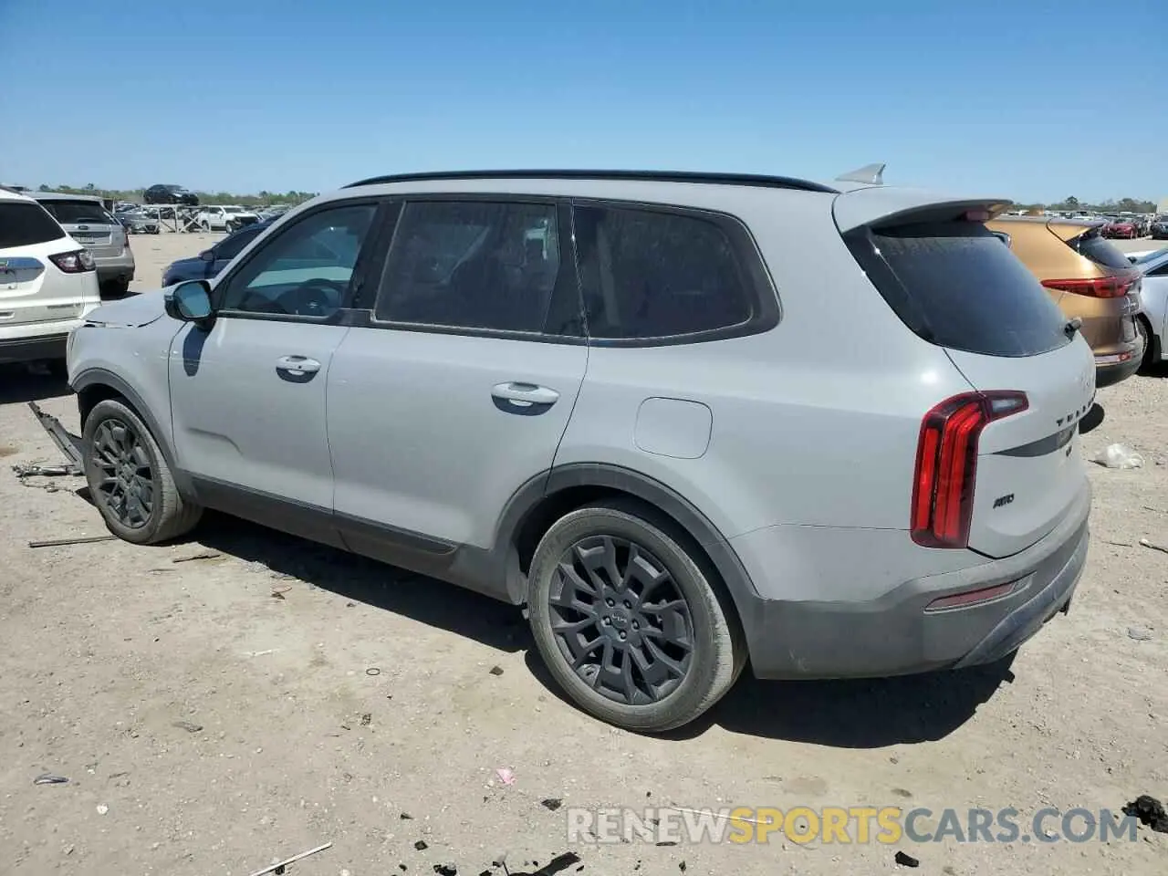 2 Photograph of a damaged car 5XYP5DHCXNG205946 KIA TELLURIDE 2022