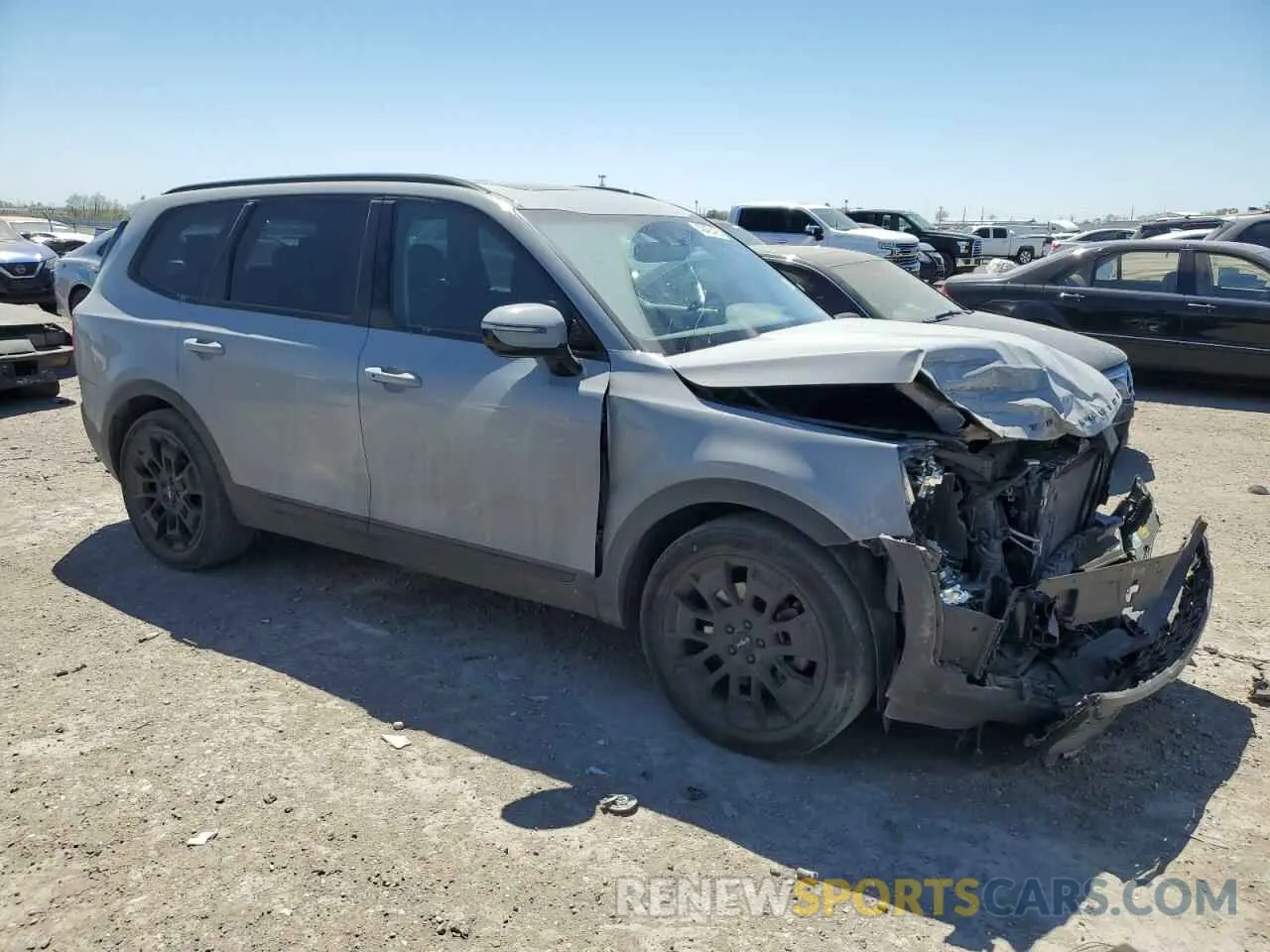 4 Photograph of a damaged car 5XYP5DHCXNG205946 KIA TELLURIDE 2022