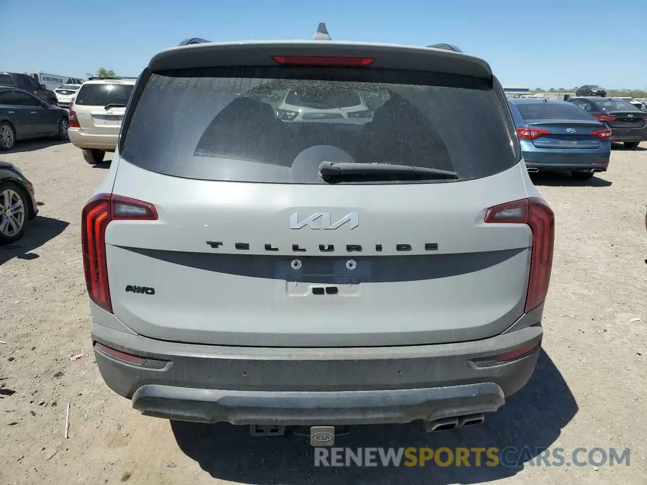 6 Photograph of a damaged car 5XYP5DHCXNG205946 KIA TELLURIDE 2022
