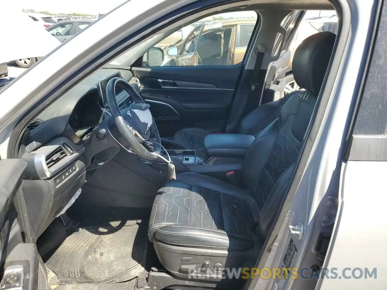 7 Photograph of a damaged car 5XYP5DHCXNG205946 KIA TELLURIDE 2022