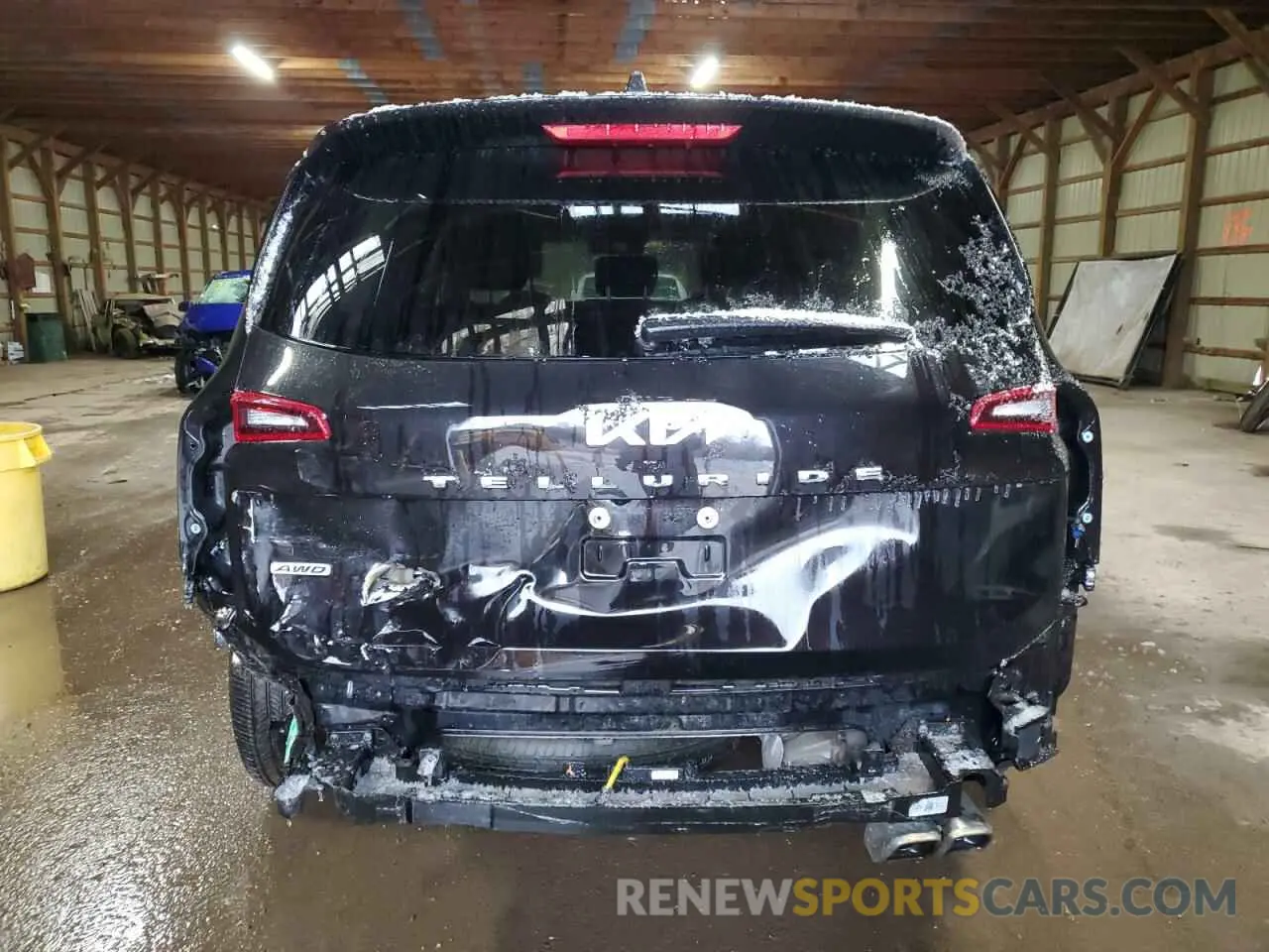 6 Photograph of a damaged car 5XYP5DHCXNG253849 KIA TELLURIDE 2022