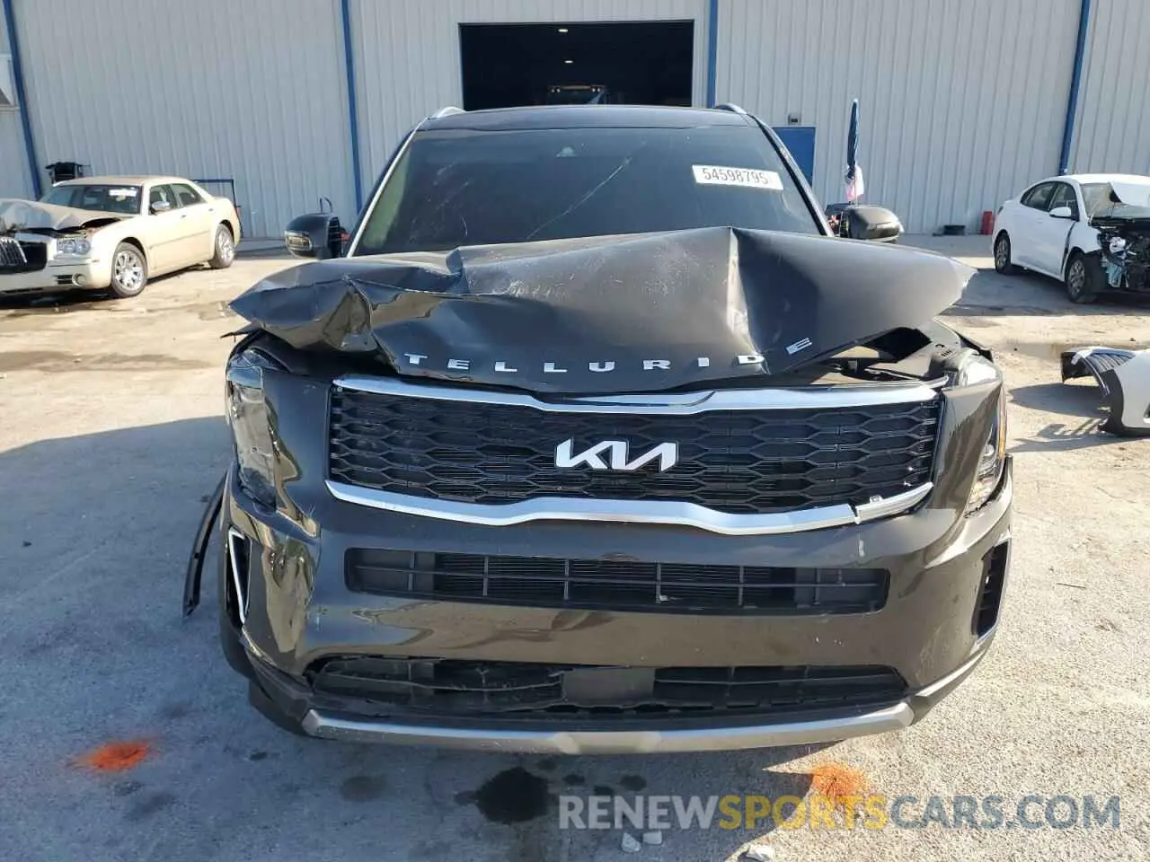 5 Photograph of a damaged car 5XYP64HC0NG223272 KIA TELLURIDE 2022