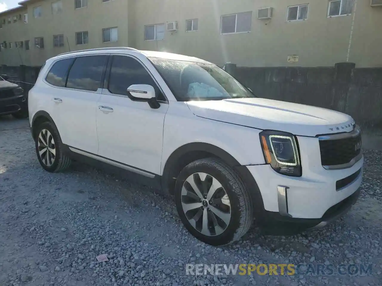 4 Photograph of a damaged car 5XYP64HC5NG235207 KIA TELLURIDE 2022