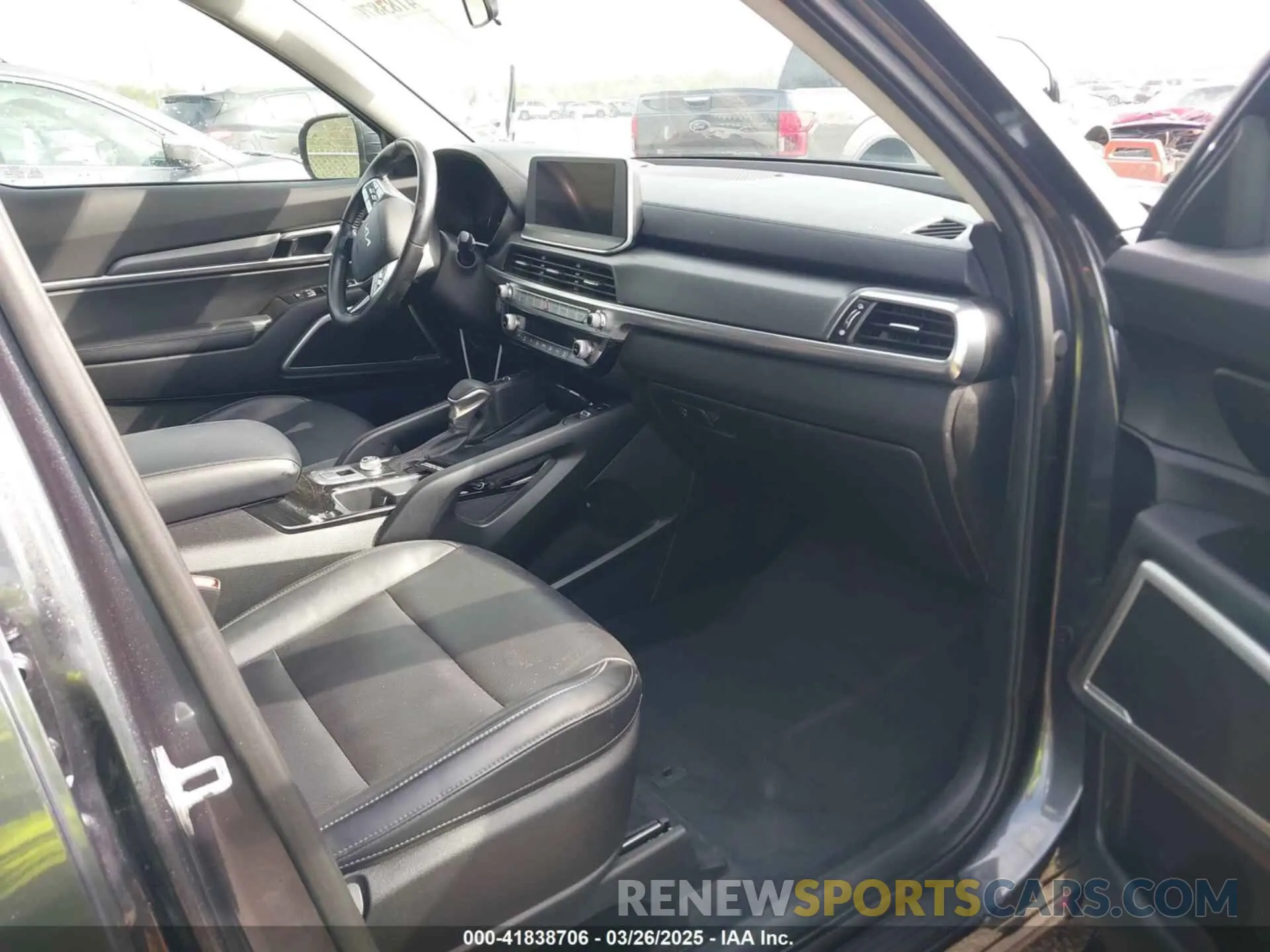 5 Photograph of a damaged car 5XYP64HC6NG232543 KIA TELLURIDE 2022