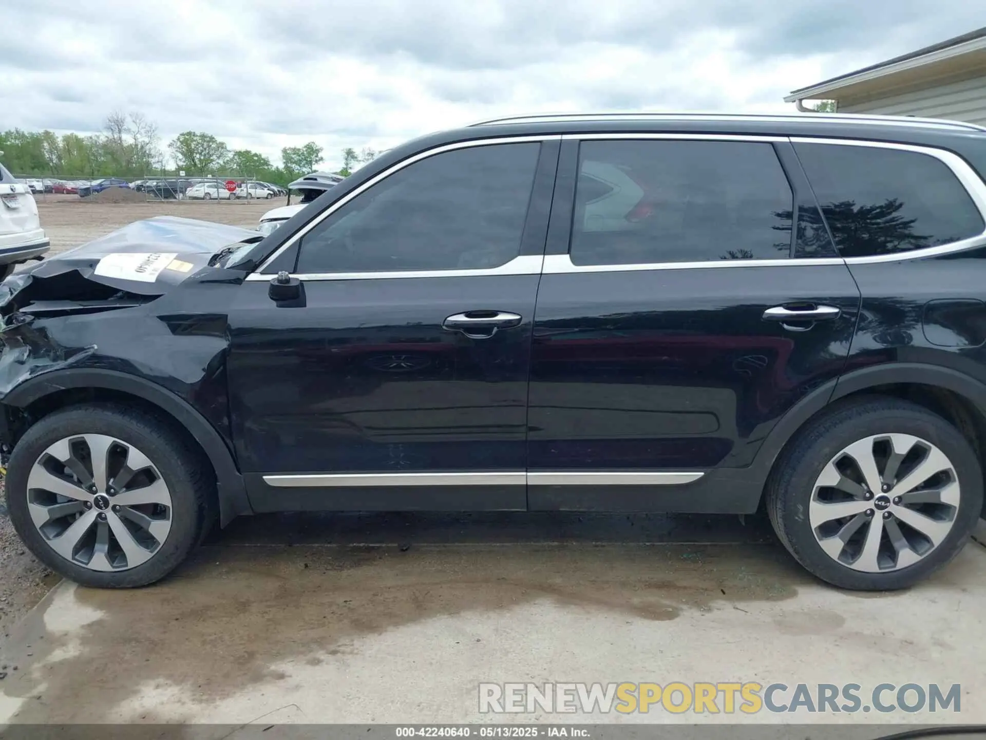 15 Photograph of a damaged car 5XYP64HC6NG261279 KIA TELLURIDE 2022