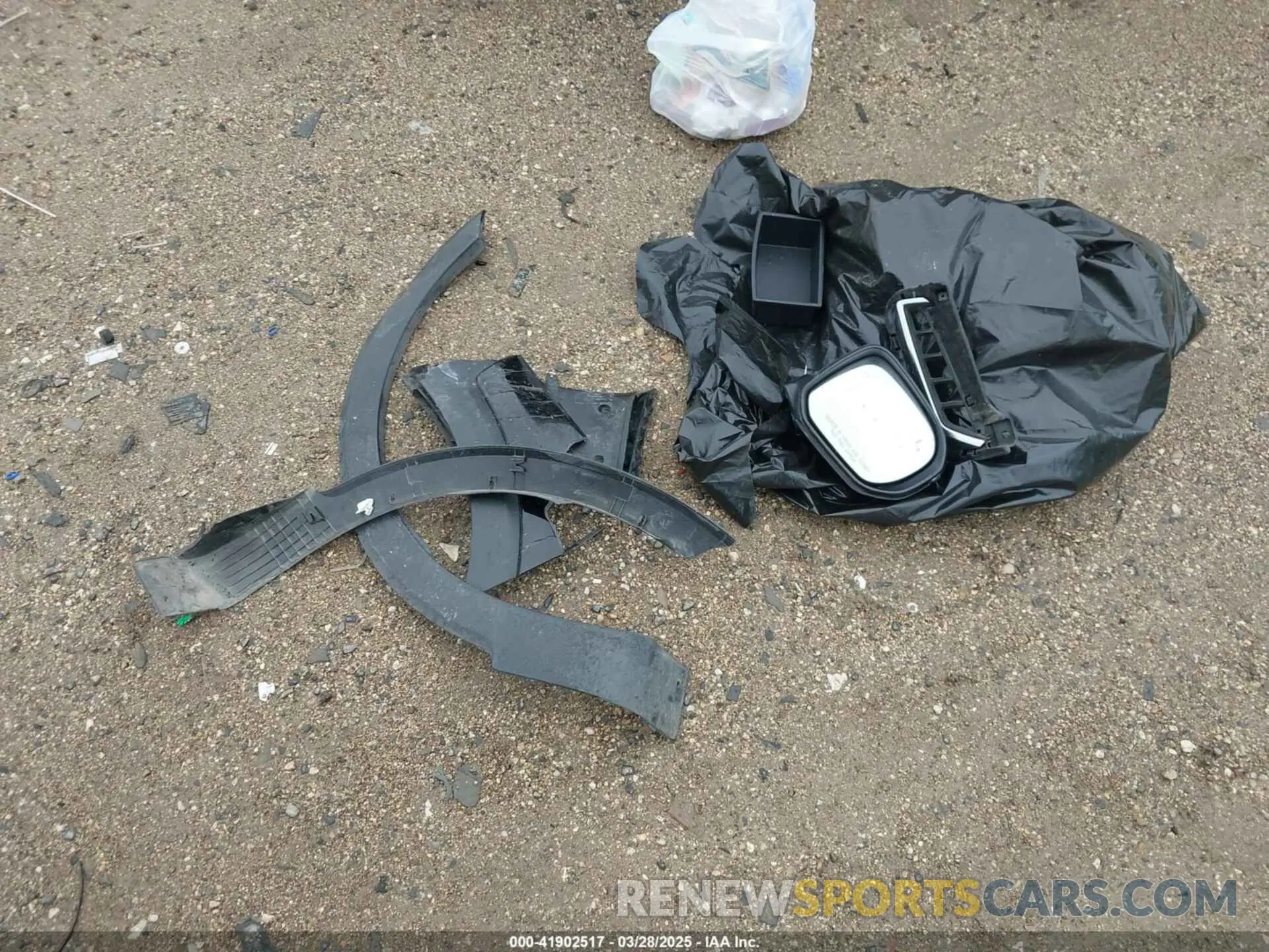 11 Photograph of a damaged car 5XYP64HC7NG198239 KIA TELLURIDE 2022