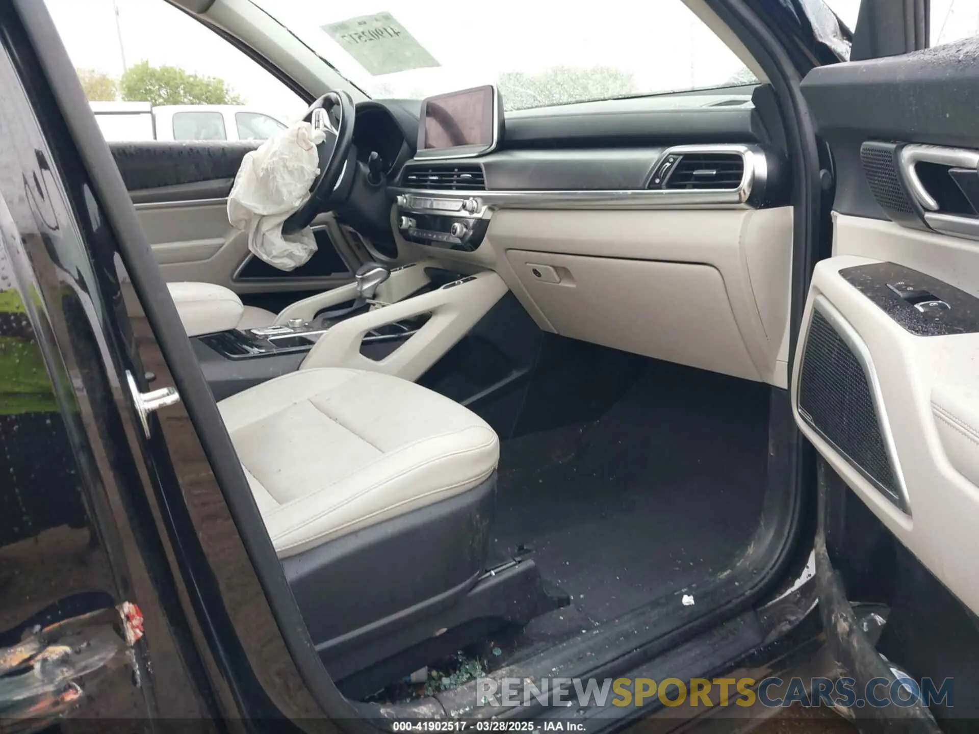 5 Photograph of a damaged car 5XYP64HC7NG198239 KIA TELLURIDE 2022