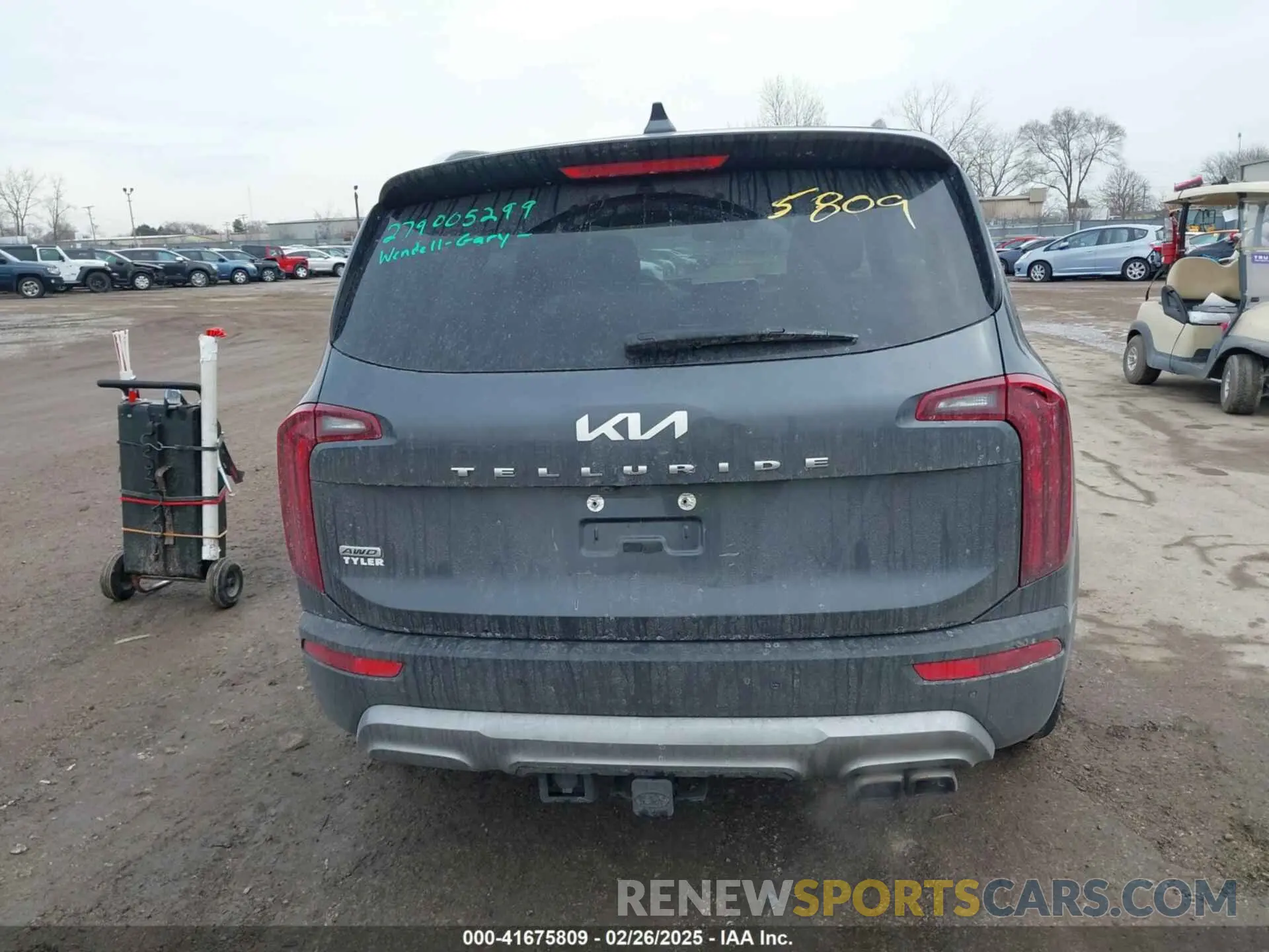 16 Photograph of a damaged car 5XYP6DHC1NG233633 KIA TELLURIDE 2022