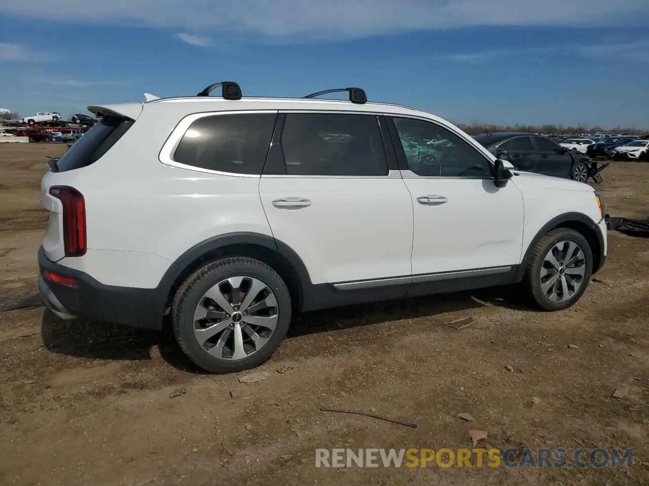 3 Photograph of a damaged car 5XYP6DHC1NG324448 KIA TELLURIDE 2022