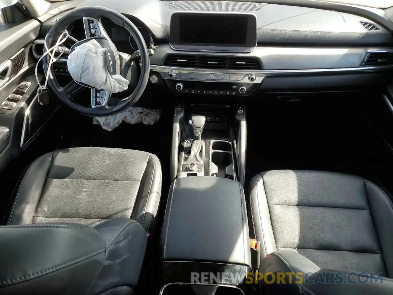 8 Photograph of a damaged car 5XYP6DHC1NG324448 KIA TELLURIDE 2022