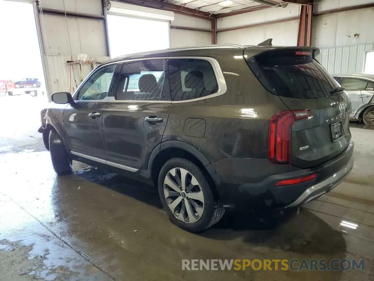 2 Photograph of a damaged car 5XYP6DHC2NG285465 KIA TELLURIDE 2022