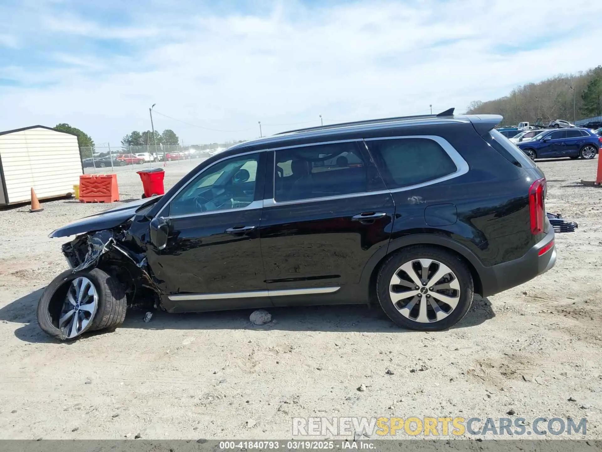 14 Photograph of a damaged car 5XYP6DHC3NG239238 KIA TELLURIDE 2022