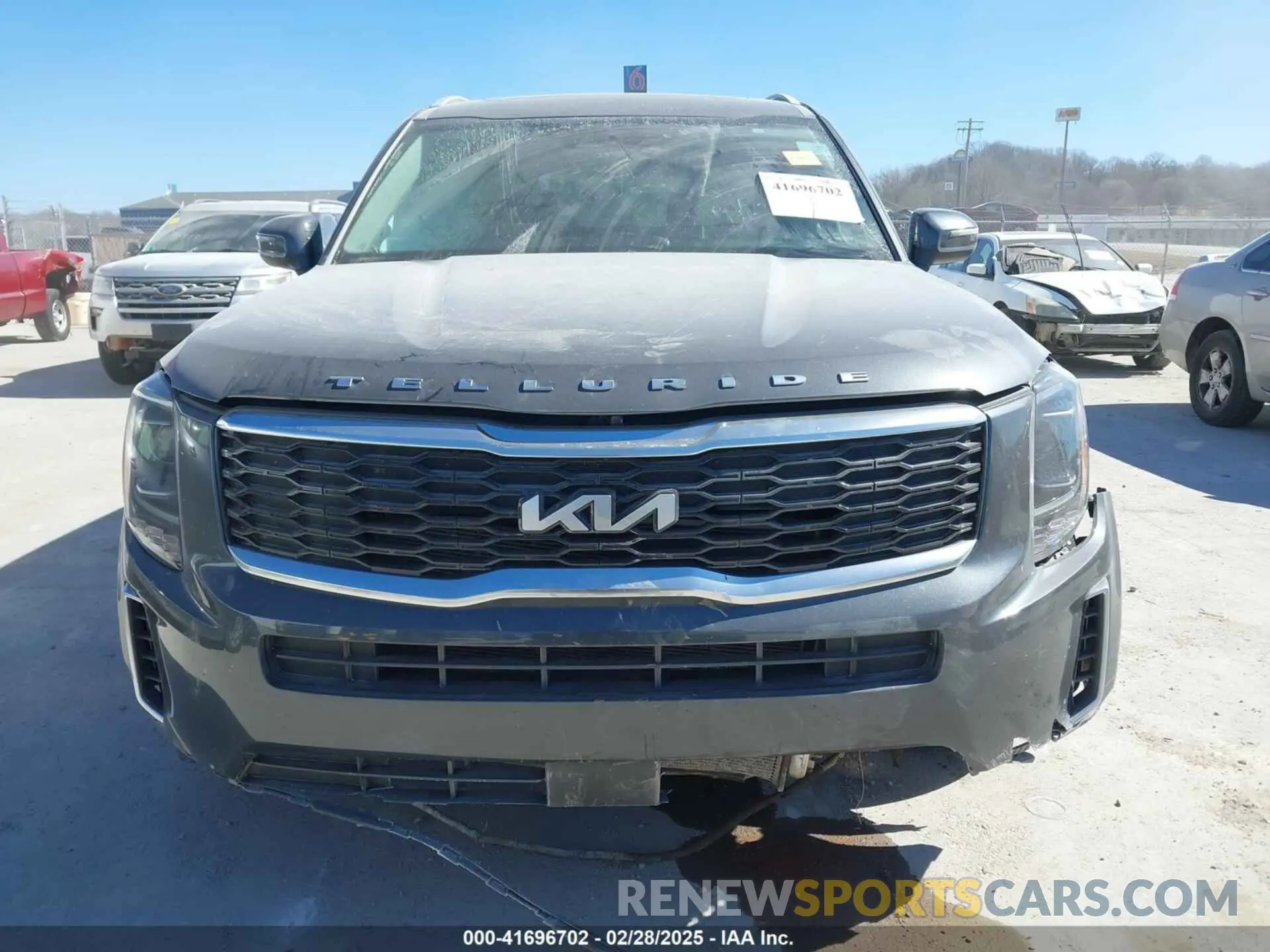 12 Photograph of a damaged car 5XYP6DHC6NG236642 KIA TELLURIDE 2022