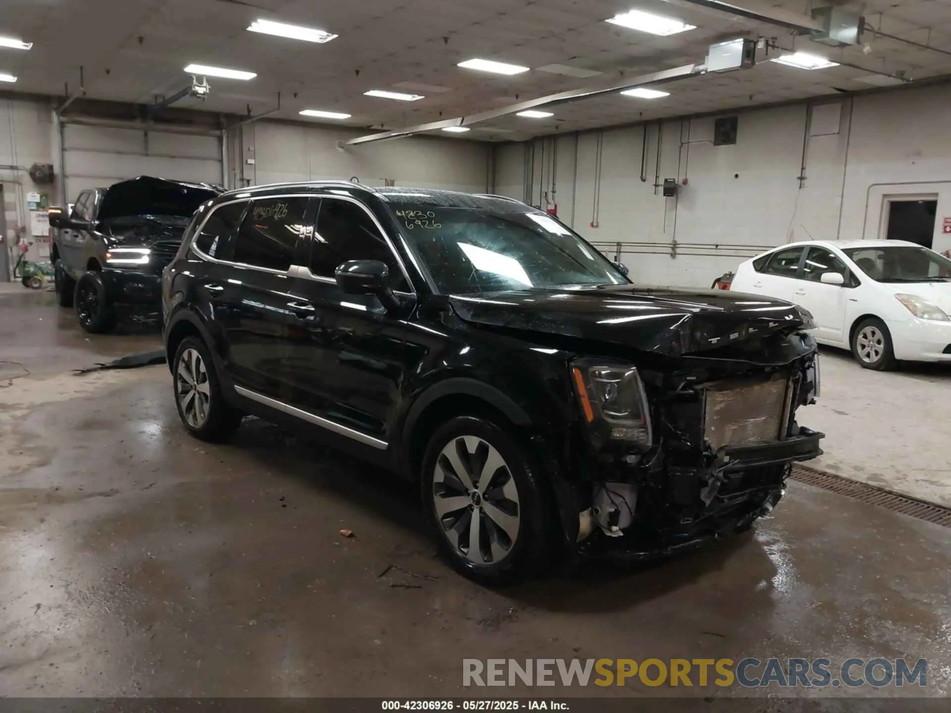 1 Photograph of a damaged car 5XYP6DHC6NG258835 KIA TELLURIDE 2022