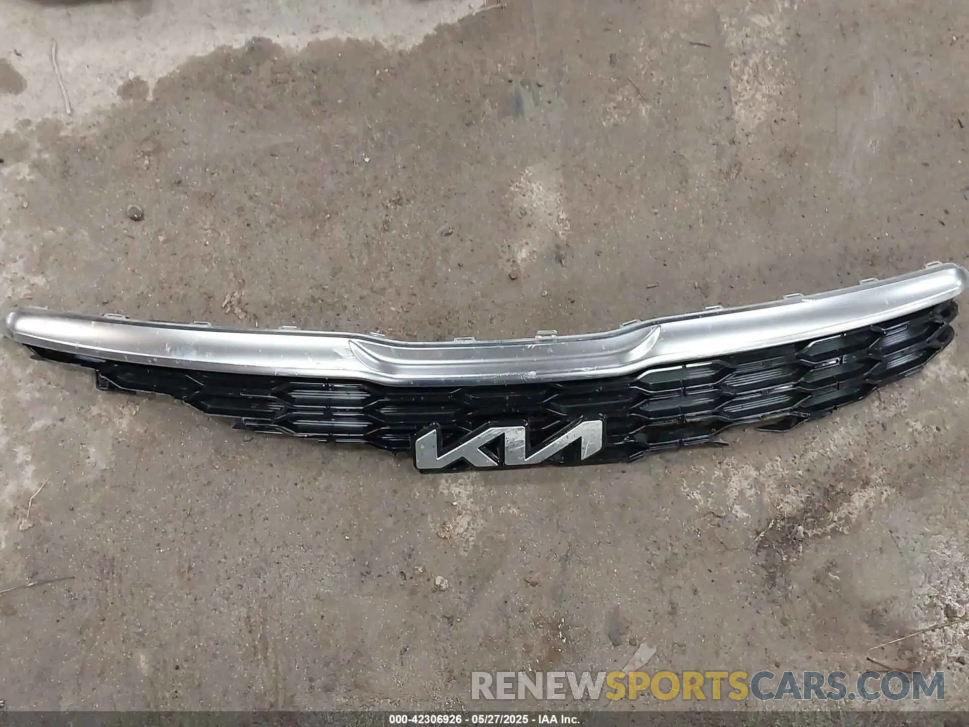 12 Photograph of a damaged car 5XYP6DHC6NG258835 KIA TELLURIDE 2022
