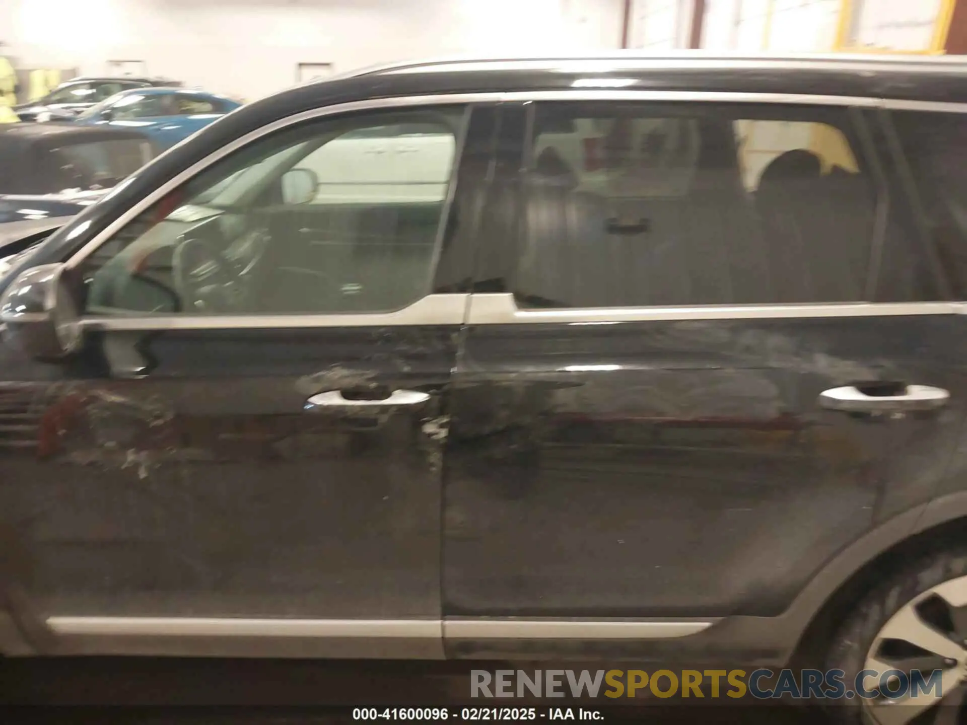14 Photograph of a damaged car 5XYP6DHC7NG222796 KIA TELLURIDE 2022