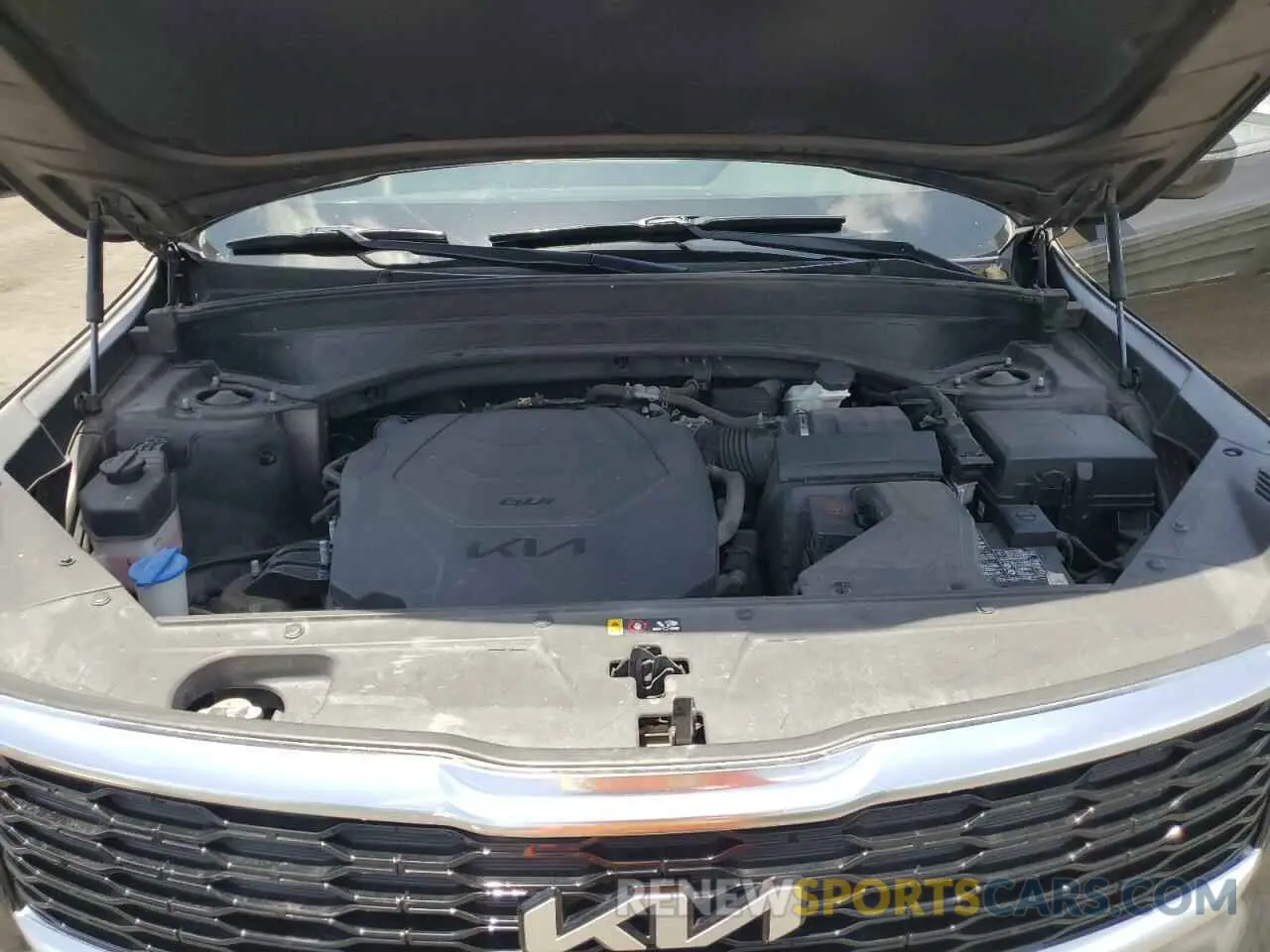 12 Photograph of a damaged car 5XYP6DHC7NG241722 KIA TELLURIDE 2022