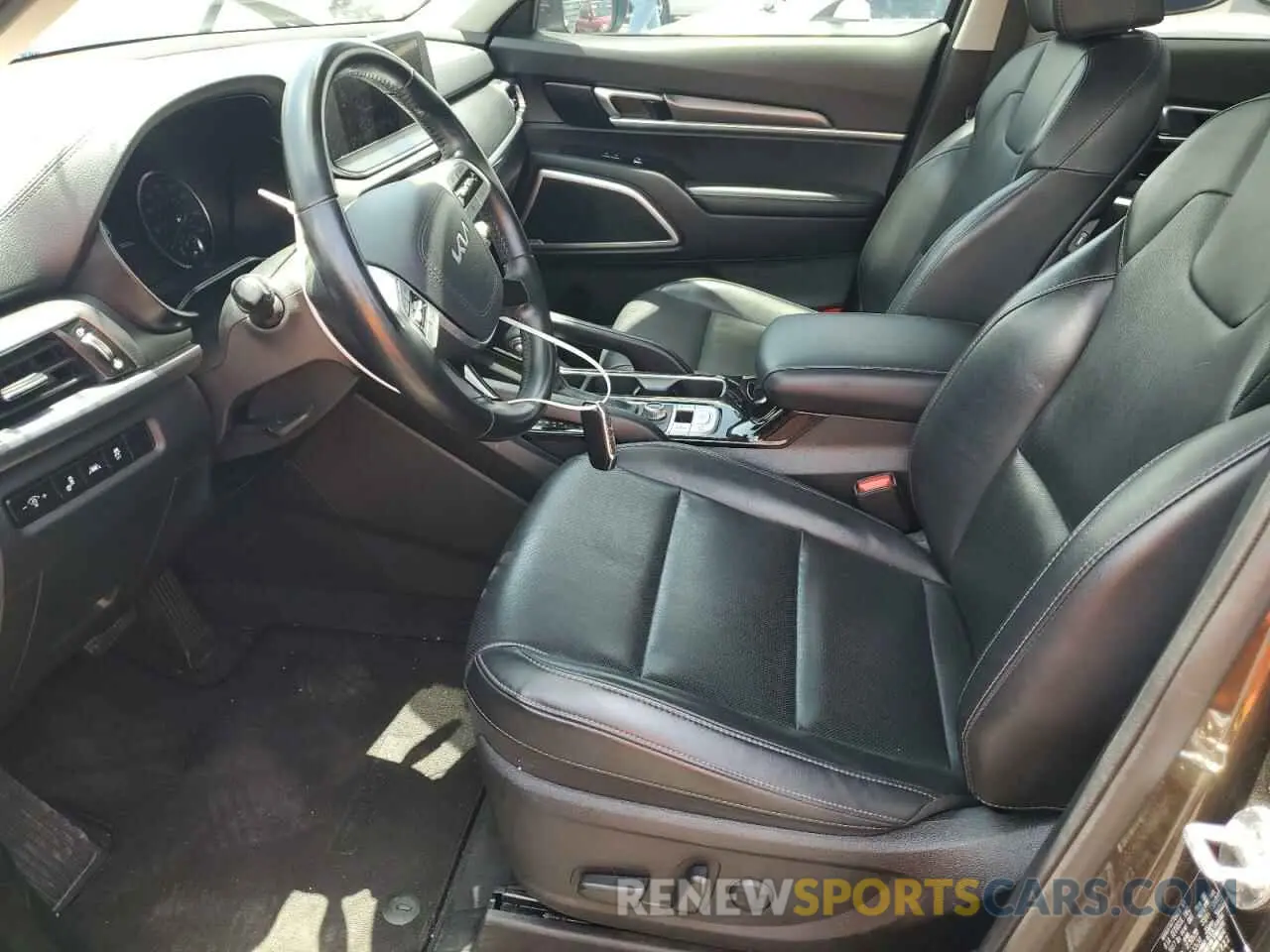 7 Photograph of a damaged car 5XYP6DHC7NG241722 KIA TELLURIDE 2022