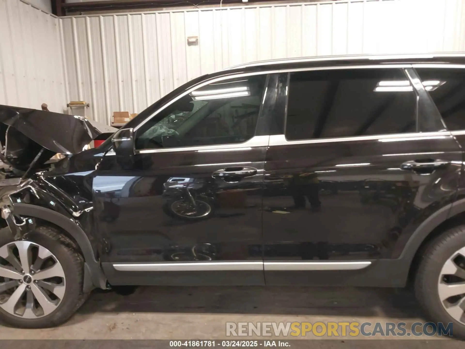 14 Photograph of a damaged car 5XYP6DHC8NG281257 KIA TELLURIDE 2022
