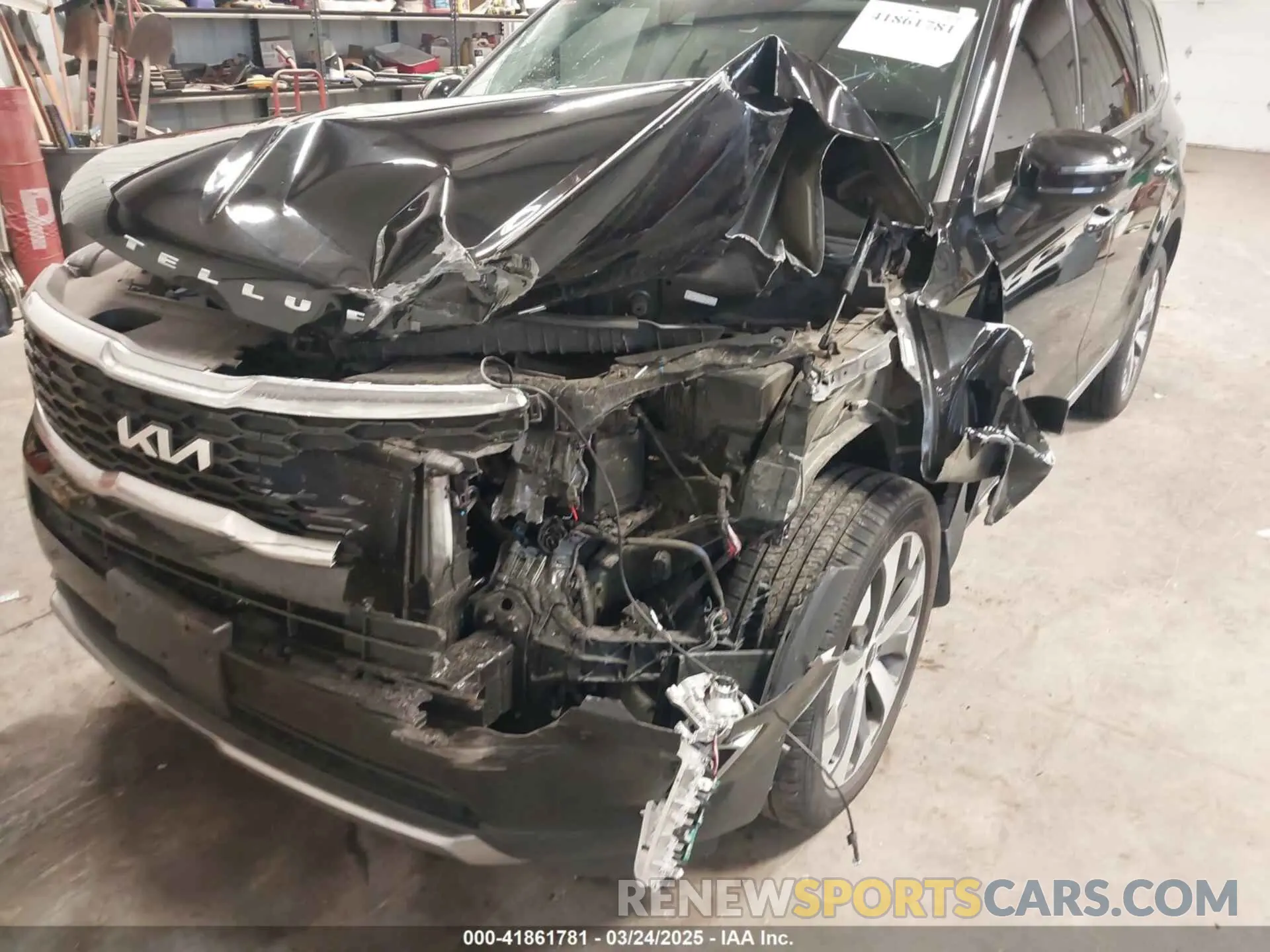 6 Photograph of a damaged car 5XYP6DHC8NG281257 KIA TELLURIDE 2022