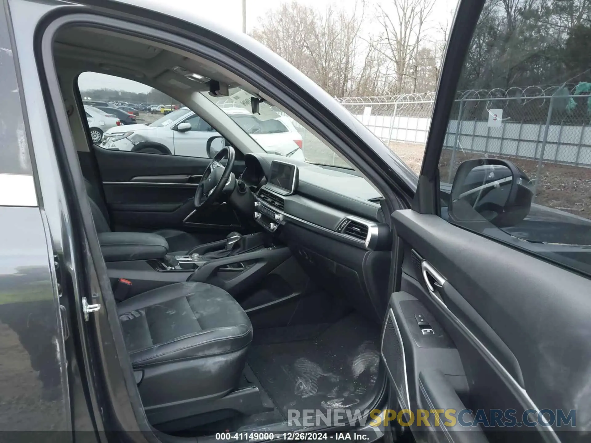 5 Photograph of a damaged car 5XYP6DHCXNG240676 KIA TELLURIDE 2022