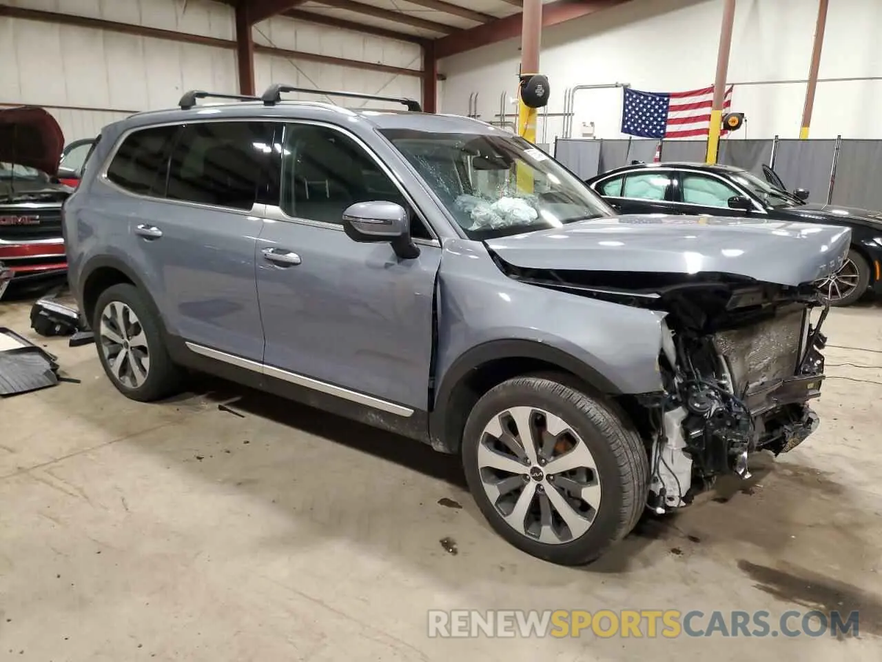 4 Photograph of a damaged car 5XYP6DHCXNG249121 KIA TELLURIDE 2022
