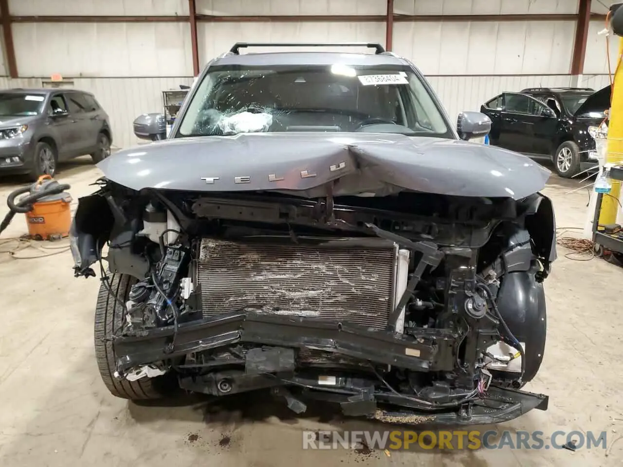 5 Photograph of a damaged car 5XYP6DHCXNG249121 KIA TELLURIDE 2022