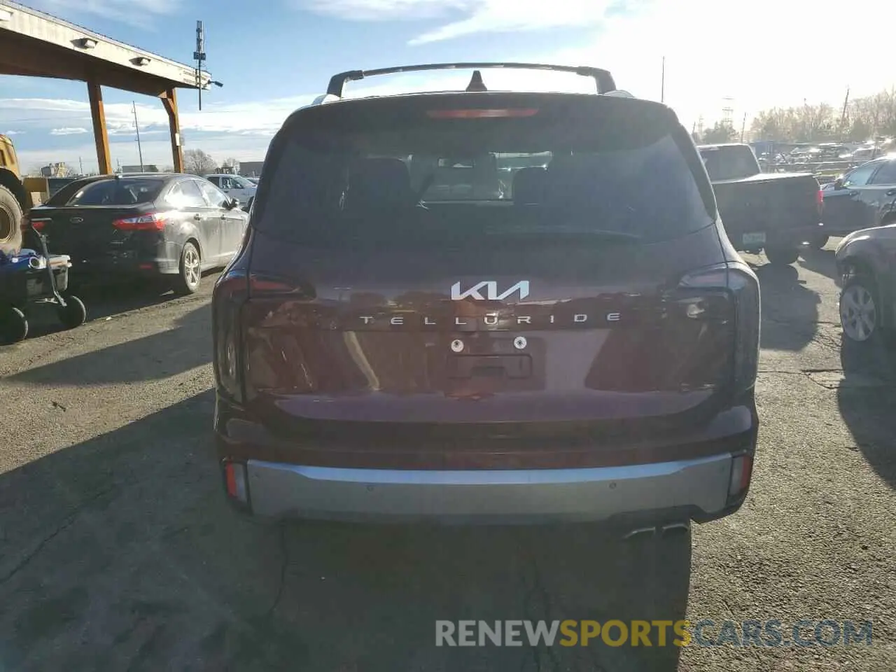 6 Photograph of a damaged car 5XYP34GC2PG364969 KIA TELLURIDE 2023