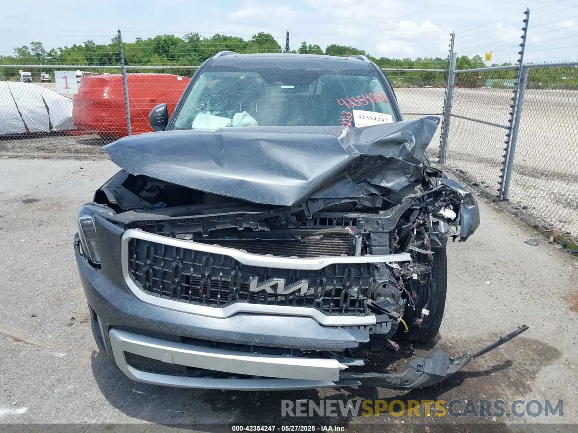 11 Photograph of a damaged car 5XYP34GC3PG350224 KIA TELLURIDE 2023
