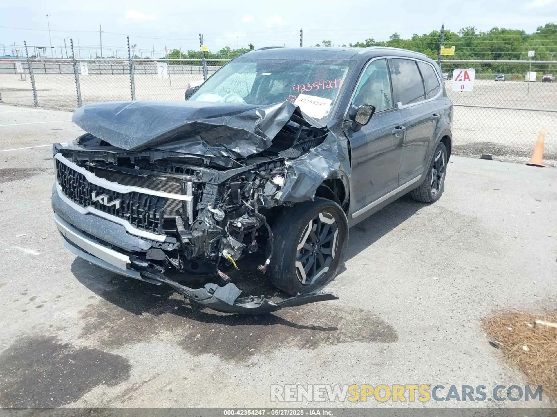2 Photograph of a damaged car 5XYP34GC3PG350224 KIA TELLURIDE 2023