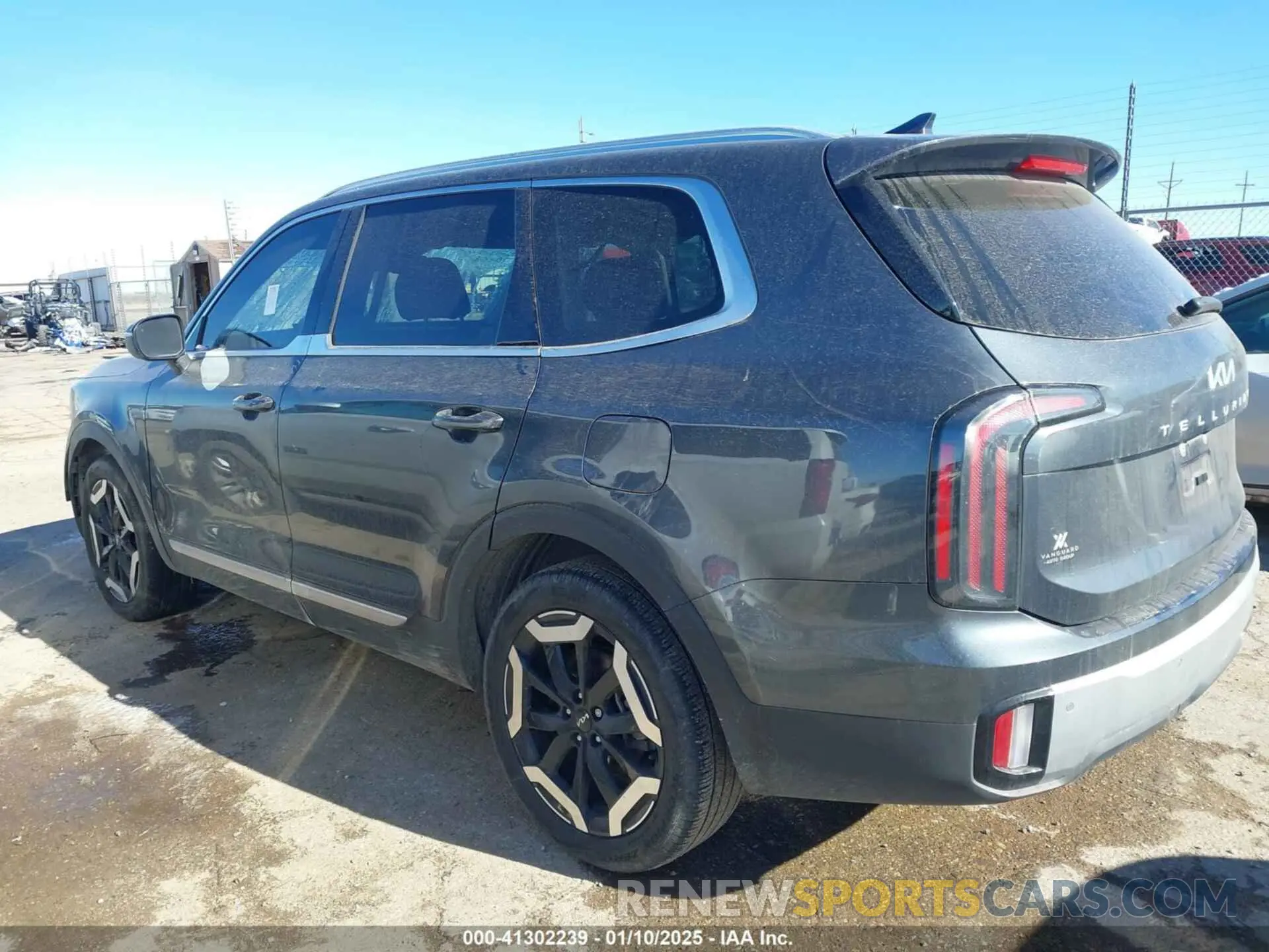 14 Photograph of a damaged car 5XYP34GC4PG382146 KIA TELLURIDE 2023