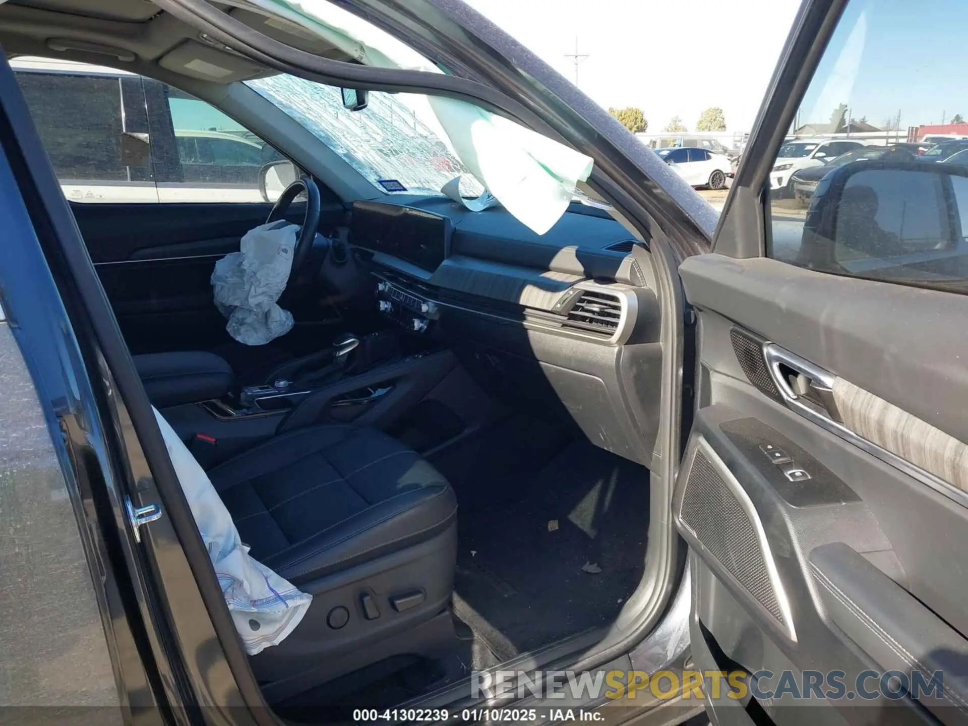 5 Photograph of a damaged car 5XYP34GC4PG382146 KIA TELLURIDE 2023
