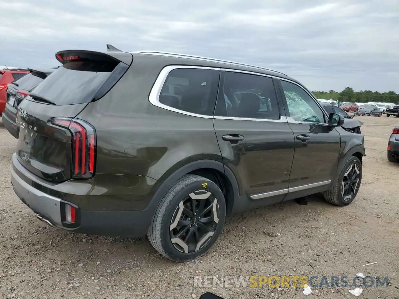 3 Photograph of a damaged car 5XYP34GC7PG348752 KIA TELLURIDE 2023