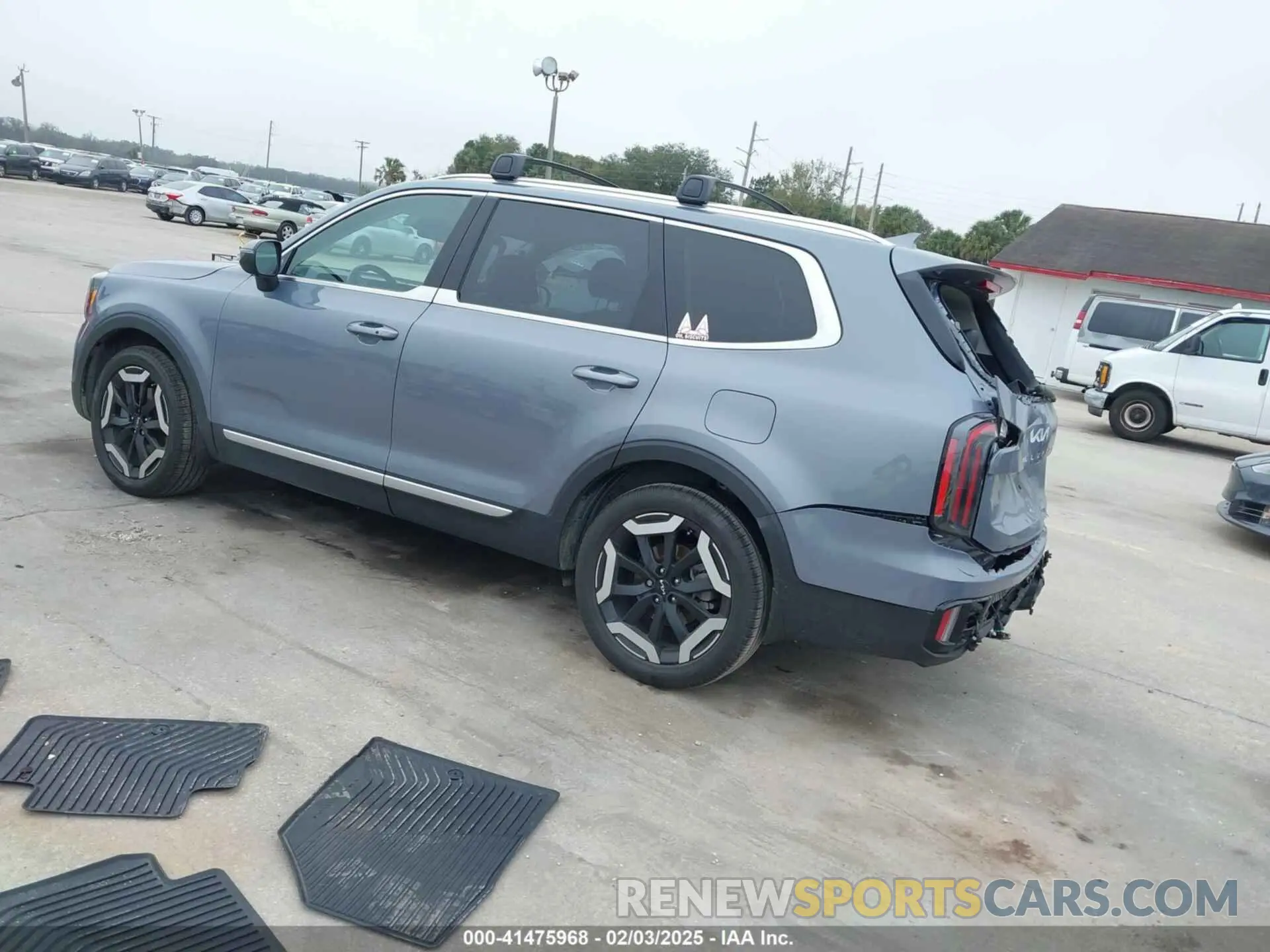 3 Photograph of a damaged car 5XYP34GC7PG356057 KIA TELLURIDE 2023