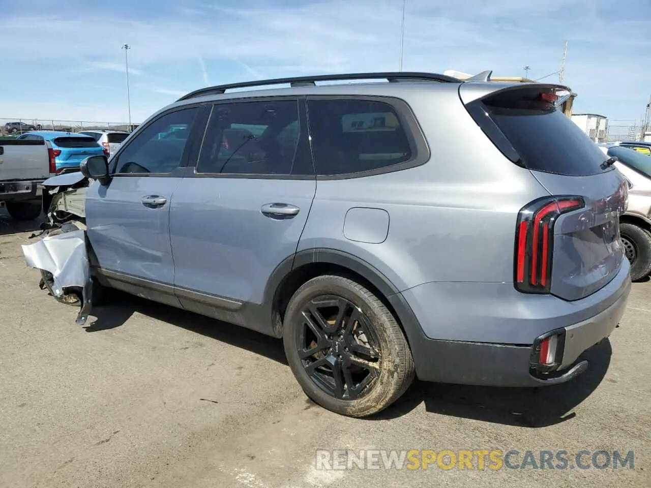 2 Photograph of a damaged car 5XYP3DGC0PG339164 KIA TELLURIDE 2023