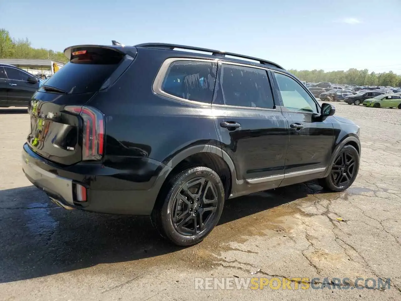 3 Photograph of a damaged car 5XYP3DGC0PG391359 KIA TELLURIDE 2023