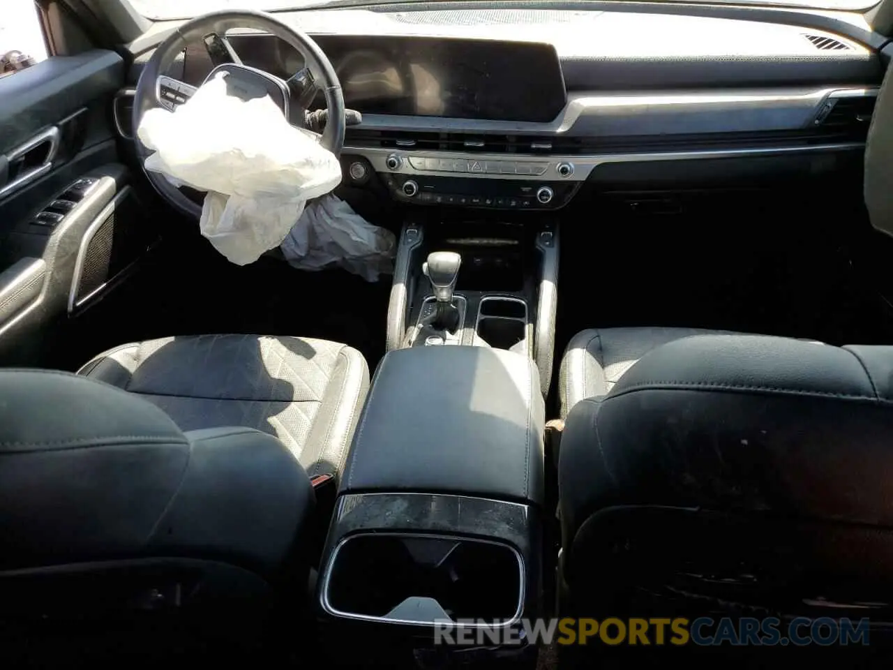 8 Photograph of a damaged car 5XYP3DGC0PG391359 KIA TELLURIDE 2023